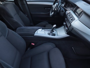 BMW Seria 5 F10-F11 Limuzyna Facelifting 525d 218KM 2014 BMW 5 525d xDrive, Salon Polska, Serwis ASO, zdjęcie 7