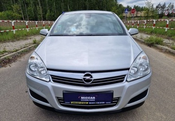 Opel Astra H Hatchback 5d 1.4 TWINPORT ecoFLEX 90KM 2009 Opel Astra 1,41-Wlasciciel5DrzwiKlima 1.4 Benzyna 90KM, zdjęcie 12