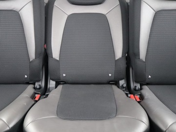Citroen Grand C4 Picasso II Grand Picasso Facelifting 1.2 PurTech 130KM 2017 Citroen C4 Grand Picasso PureTech 130, 7 miejsc, zdjęcie 9