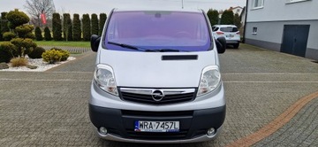 Opel Vivaro A Van z pojedynczą kabiną L1 2.0 CDTI 115KM 2012 Opel Vivaro 2.0D 115KM, 9-OSOBOWY, Klima. Super Stan POLECAM !