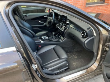 Mercedes Klasa C W205 Kombi 200 BlueTEC 136KM 2014 Mercedes-Benz Klasa C 1.6 diesel 136 KM 6 biegow zarej w PL zadbany mo, zdjęcie 13