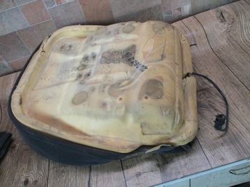 FOTEL PRAWY LEWY PRAWY PRZEDNI PASSAT B5 96-00r.