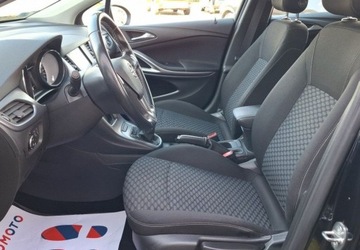 Opel Astra J GTC 1.6 Turbo ECOTEC 200KM 2018 Opel Astra V 1.6 T GPF Enjoy SS 200KM 1.6 Benzyna 200KM, zdjęcie 10