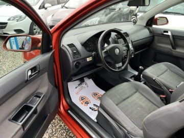 Volkswagen Polo IV Hatchback 1.4 i 80KM 2006 Volkswagen Polo 1.4 Benzyna / Klima / Zarejestrowa, zdjęcie 8