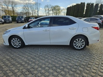 Toyota Corolla XI Sedan Facelifting 1,6 Valvematic 132KM 2018 Toyota Corolla 1.6 Benzyna 132KM PL automat, zdjęcie 15