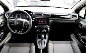 Citroen C3 III Hatchback Facelifting 1.2 PureTech 110KM 2023 Citroen C3 1.2 PureTech Shine EAT6 110KM Automat SalonPL Gwarancja od R, zdjęcie 8