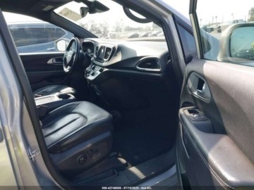 Chrysler Pacifica II 2019 Chrysler Pacifica 2019 Chrysler Pacifica Touring L Plus FWD 3.6 Benzyna, zdjęcie 4