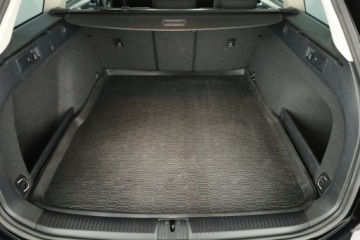 Volkswagen Passat B8 Variant 1.4 TSI BlueMotion Technology ACT 150KM 2017 VW Passat 1.4 TSI, Salon Polska, Navi, Klima, zdjęcie 17