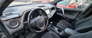 Toyota RAV4 IV 2016 Toyota RAV4 122016r, 2.0 D4D. 4x4. Uszkodzony. Poobijany. Jezdzi. 2.0, zdjęcie 9