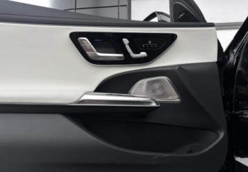 Mercedes Klasa E W214 Sedan AMG 53 Hybrid 585KM 2026 Mercedes-Benz Klasa E AMG E 53 Hybrid 4MATIC 3.0 Hybryda Plug-in 585KM, zdjęcie 15