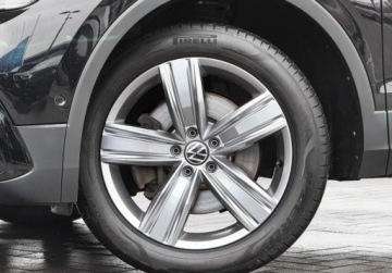 Volkswagen Tiguan Allspace SUV Facelifting 2.0 TDI SCR 200KM 2022 Volkswagen Tiguan Allspace IQ.Light MatrixLED Hak Kamery 360 Webasto T, zdjęcie 5