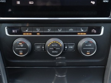 Volkswagen Golf VII Variant Facelifting 1.6 TDI-CR DPF BMT 115KM 2020 VW Golf 1.6 TDI, Salon Polska, 1. Właściciel, zdjęcie 12