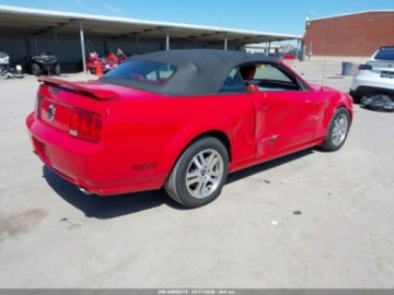 Ford Mustang V 2006 Ford Mustang GT 2006 4.6 Benzyna 300KM, zdjęcie 5