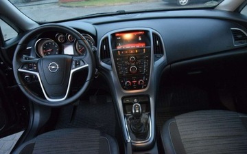 Opel Astra J GTC 1.4 100KM 2014 Opel Astra 1.4B 2014R 134 Tys Km Navi Sprowadzony Oplacony 1.4 Benzyna, zdjęcie 17