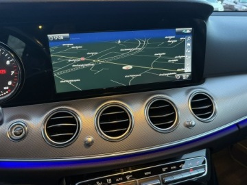 Mercedes Klasa E W213 Cabrio 2.0 200 184KM 2017 Mercedes E 200 Full-led. Automat Niski przebieg., zdjęcie 21