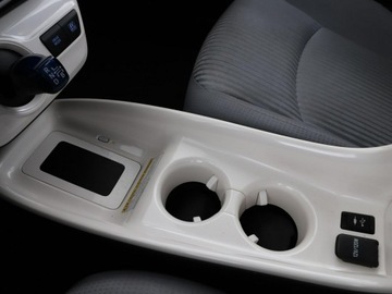 Toyota Prius IV Hatchback 1.8 Hybrid 122KM 2016 Toyota Prius Lounge navi kamera BiLED JBL ACC, zdjęcie 31