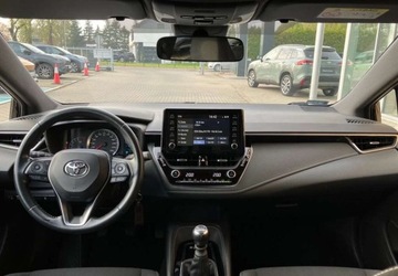 Toyota Corolla XII TS Kombi 1.2 Turbo D-4T 116KM 2019 Toyota Corolla Toyota Corolla 1.2 T Comfort 1.2 Benzyna 116KM, zdjęcie 17