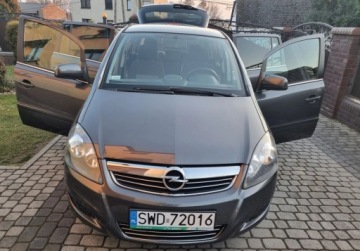 Opel Zafira B 1.6 Twinport ecoFLEX 115KM 2010 Opel Zafira 1.6I LPG 7-osob Zadbane Polecam. 1.6 BenzynaLPG 115KM, zdjęcie 28