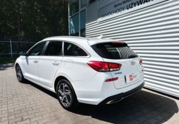 Hyundai i30 III Wagon Facelifting 1.0 T-GDI 120KM 2022 Hyundai i30 120KM T-GDI Smart SalonPL SerwisASO Iwl. Gwarancja FV23 120KM, zdjęcie 3