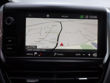 Peugeot 2008 I SUV Facelifting 1.2 PureTech 110KM 2018 Peugeot 2008 1.2 PureTech, Salon Polska, zdjęcie 11