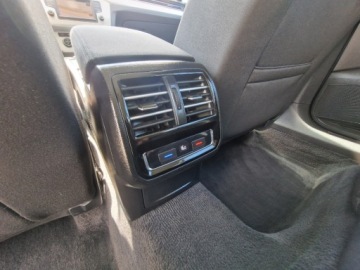 Volkswagen Passat B8 Variant 2.0 TDI BlueMotion SCR 150KM 2016 Volkswagen Passat 2.0 150Ps DSG Navi Alu Zarej.PL Gwarancja 2.0 Diesel, zdjęcie 18