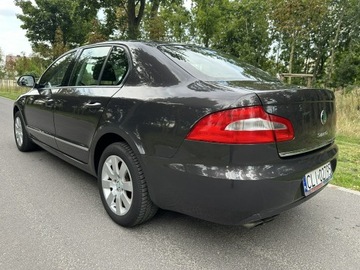 Skoda Superb II Sedan 1.8 TSI 160KM 2011 Škoda Superb Skoda Superb 1.8 TSI Elegance 160, zdjęcie 4