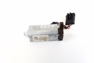 MOTOREK PŘEDNÍHO PRAVÉHO SEDADLA PORSCHE PANAMERA (970) P0118140302 4.8L