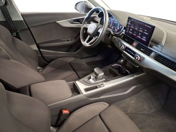 Audi A4 B9 Avant Facelifting 2.0 40 TDI  204KM 2024 Audi A4 Avant Ambiente Matrix LED Comfort Technolgy Exterieur 2.0 Diesel, zdjęcie 9