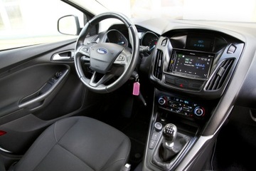 Ford Focus III Hatchback 5d facelifting 1.0 EcoBoost 125KM 2016 Ford Focus Klimatronic Parktronic/6 Bieg/GWARANCJA, zdjęcie 8