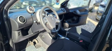 Peugeot 107 Hatchback 5d Facelifting 2012 1.0 VTI 68KM 2013 Peugeot 107 automat klima mały przebieg, zdjęcie 7