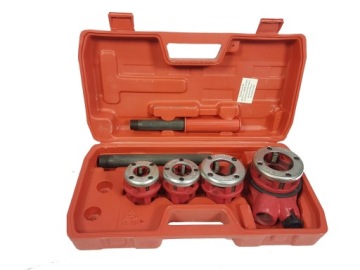 РУЧНОЙ ТРУБНО-РЕЗЬБОВЫЙ НАРЕЗАТЕЛЬ С ХРАПОВИКОЙ, 4 матрицы, НАБОР КОРОБКИ