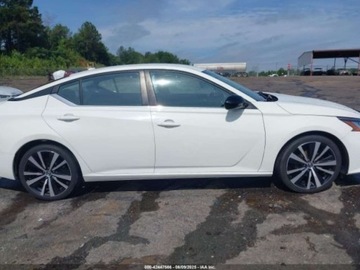 Nissan Altima V 2020 Nissan Altima 2020 Nissan Altima 2.5 SR Sedan 2.5 Benzyna 188KM, zdjęcie 12