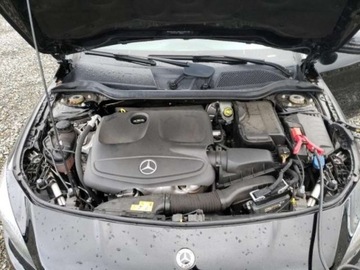 Mercedes CLA C117 2018 Mercedes-Benz CLA 250, 4matic, 2018r., 4x4, 2.0L, zdjęcie 10