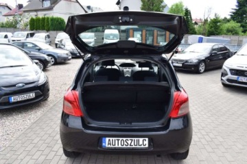 Toyota Yaris II Hatchback 5d 1.4 D-4D 90KM 2007 Toyota Yaris 1.4 D-4D , 90 PS, 5-Drzwi Klimatyzacja, Ekonomiczny, Maly prz, zdjęcie 9