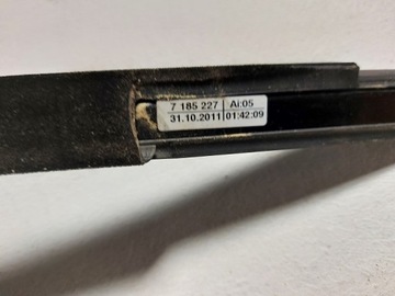 BMW 7 F01 F02 LIŠTA ZHRNUJÍCÍ DVEŘE LEVÝ PŘEDNÍ ČERNÁ LESK 7185227