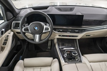 BMW X5 G05 SUV Facelifting 3.0 30d 298KM 2025 BMW X5 xDrive30d Dostępny od ręki!, zdjęcie 14