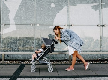 МОДНАЯ коляска WALKER Lionelo Elia