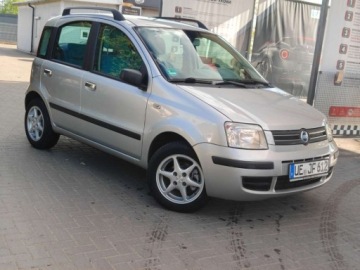 Fiat Panda II Hatchback 5d 1.2 8v 60KM 2005 Fiat Panda 1.2 Benzyna 60KM Klima Import Raty Oplaty 1.2 Benzyna 60KM, zdjęcie 2