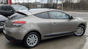 Renault Megane III Coupe 1.6 16v 110KM 2009 Renault Megane Coupe 1.6i 110PS OPŁACONY Klima, zdjęcie 9