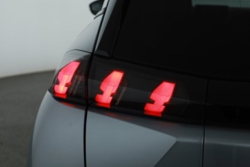 Peugeot 2008 II SUV 1.2 PureTech 100KM 2020 Peugeot 2008 1.2 PureTech, Klima, Klimatronic, zdjęcie 15
