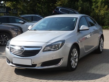 Opel Insignia I Hatchback Facelifting 1.6 CDTI Ecotec 136KM 2015 Opel Insignia 1.6 CDTI, Automat, Navi, Klima, zdjęcie 1