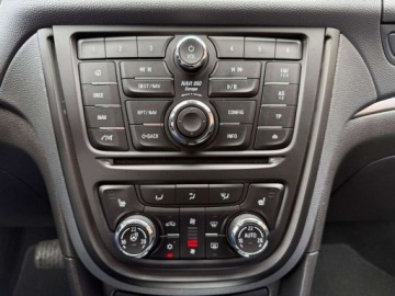 Opel Mokka I SUV 1.4 Turbo ECOTEC 140KM 2015 Opel Mokka Bi-XenonNaviKameraLedCzyta ZnakiPDCFull opcjaIDEALNY STAN, zdjęcie 5