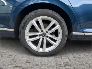 Volkswagen Passat B8 Variant Facelifting 2.0 TDI SCR 150KM 2022 Volkswagen Passat Volkswagen Passat Volkvagen Pass, zdjęcie 18