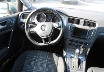 Volkswagen Golf VII Hatchback 3d 1.4 TSI BlueMotion Technology 125KM 2016 Volkswagen Golf Volkswagen Golf VII 1.4 BENZYNA 126 KM DSG 1.4 Benzyna, zdjęcie 9