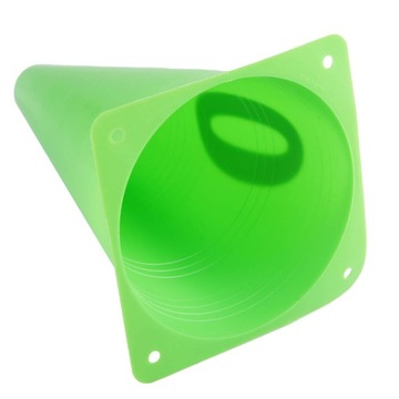 10 шт., тренировочный конус с зеленым мячом диаметром 23 см.