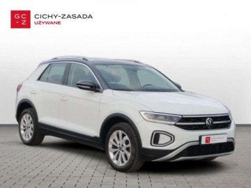 Volkswagen T-Roc I SUV Facelifting 1.5 TSI ACT 150KM 2022 Volkswagen T-Roc 1.5 Benzyna 150KM, zdjęcie 2