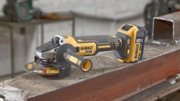 DEWALT Комплект COMBO 18 В DCD796 DCG405 2x5 Ач, чемодан TsTAK DCK2080P2T-QW
