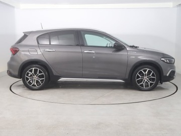 Fiat Tipo II Hatchback Facelifting 1.6 MultiJet 130KM 2022 Fiat Tipo 1.6 MultiJet, Salon Polska, zdjęcie 5