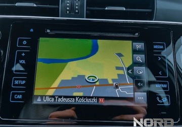 Toyota Auris II Touring Sports Facelifting 1.8 Hybrid 136KM 2017 Toyota Auris Bezwypadkowy, FV23,1.8 Automat, KredytowanieLeasing, gw.12m g, zdjęcie 18