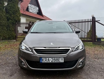 Peugeot 2015 Peugeot 308 Peugeot 308 PureTech 130 Stop amp Start Allure 1.2 Benzyna, zdjęcie 2